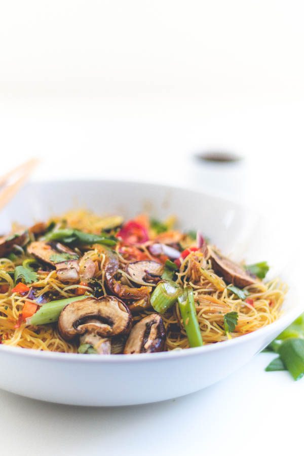 Easy Singapore Mei Fun (rice noodles)